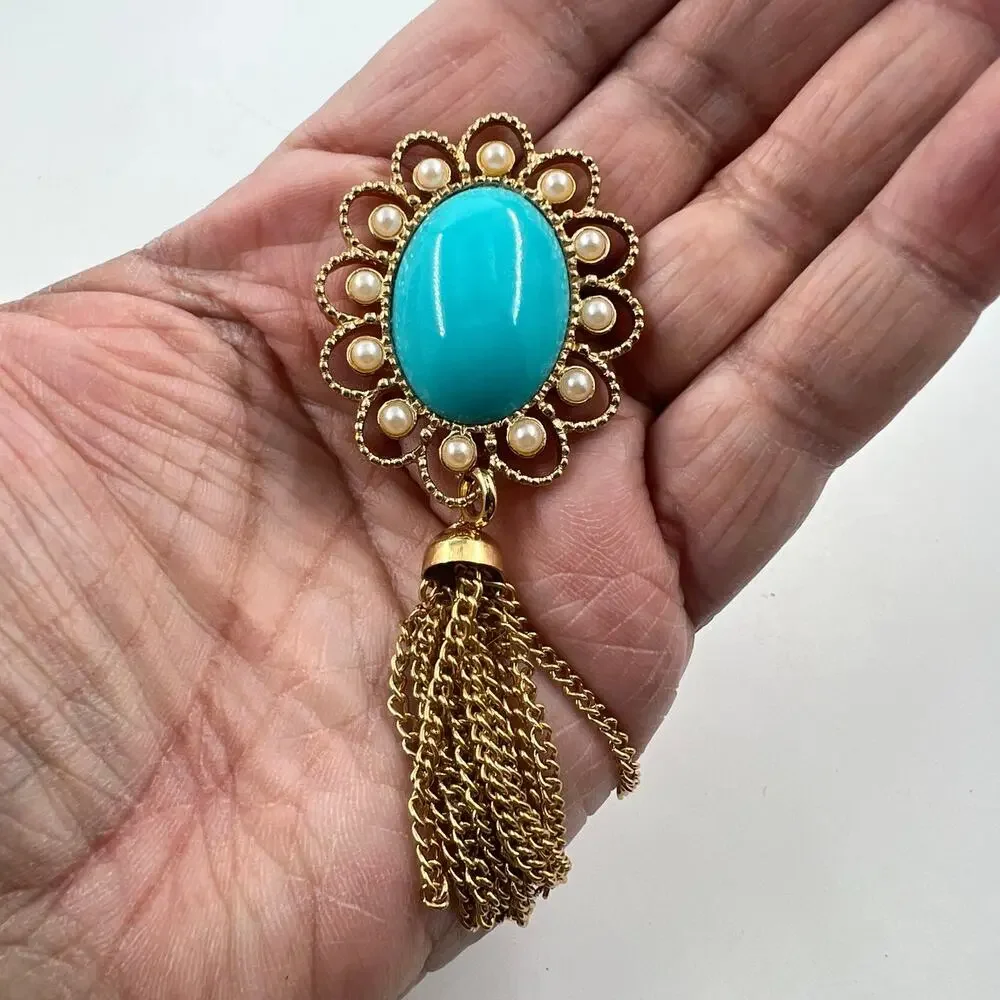 Sarah Coventry Magic Moods Faux Turquoise Brooch Gold Tone Chain Tassel 1973